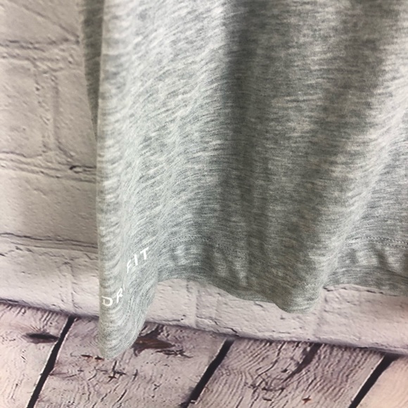 Nike The Nike Tee Dri Fit V Neck Gray Size XXL - Picture 3 of 7